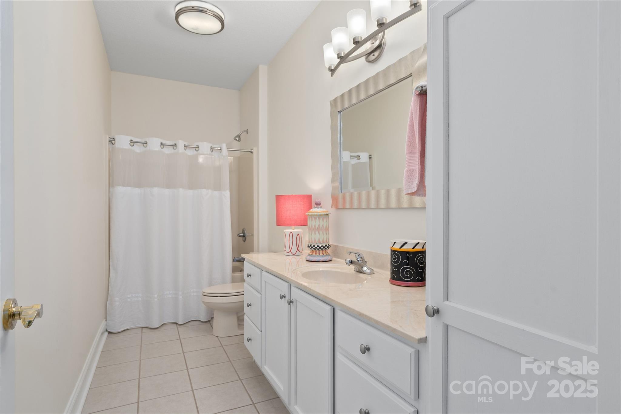 23 Holiday Drive Arden NC 28704