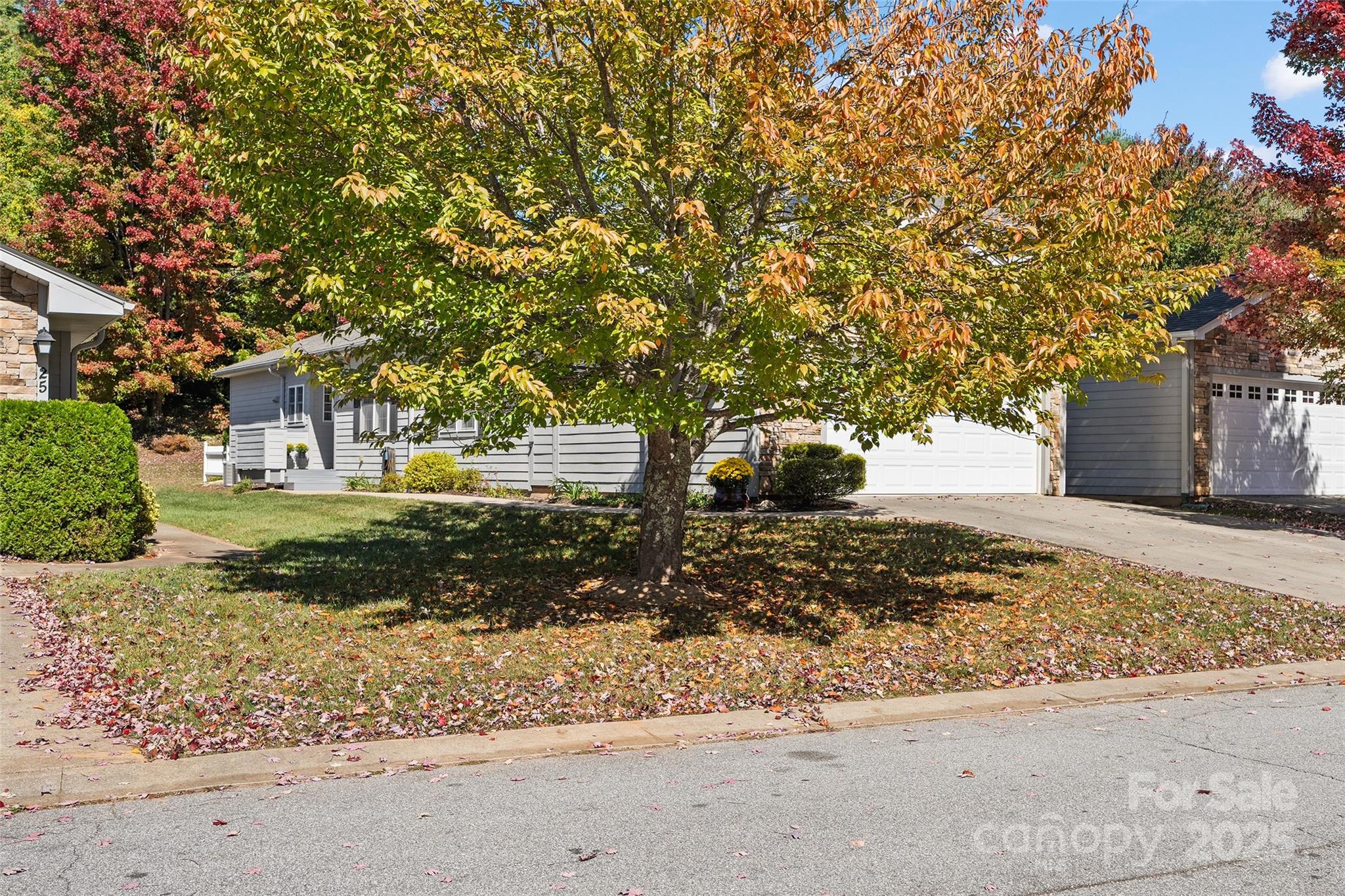 23 Holiday Drive Arden NC 28704