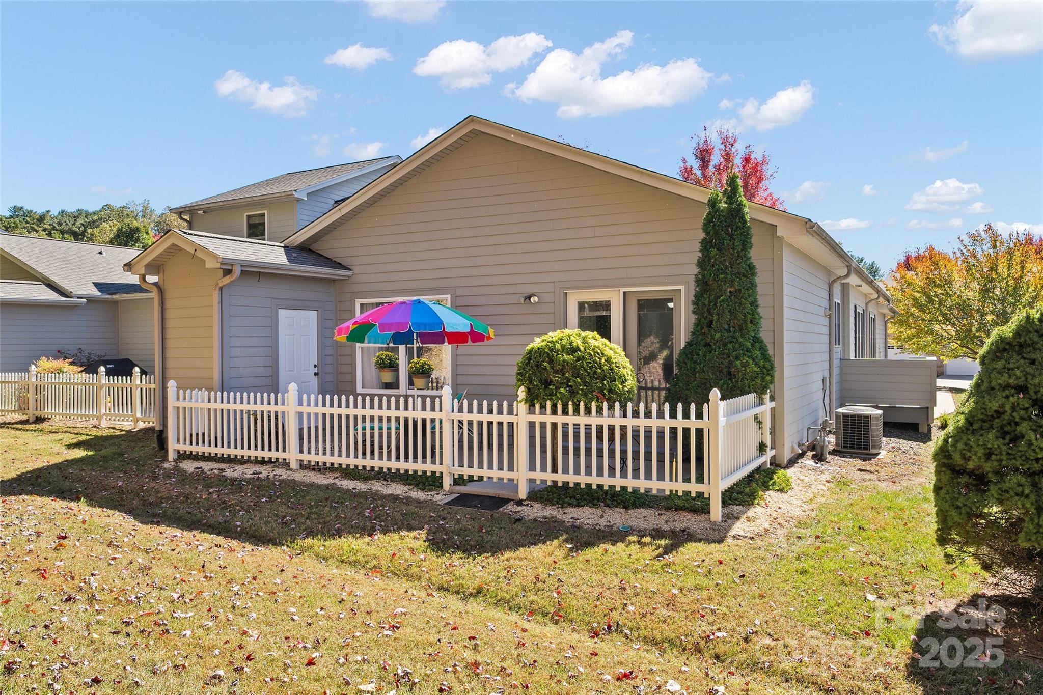 23 Holiday Drive Arden NC 28704