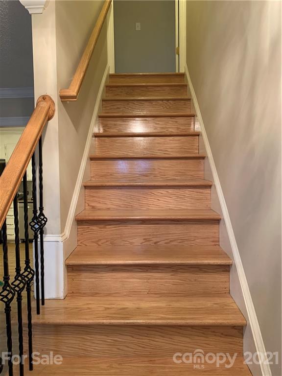 6739 Old Meadow Road Charlotte NC 28227