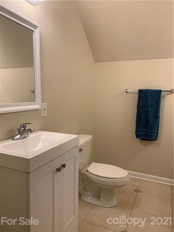6739 Old Meadow Road Charlotte NC 28227