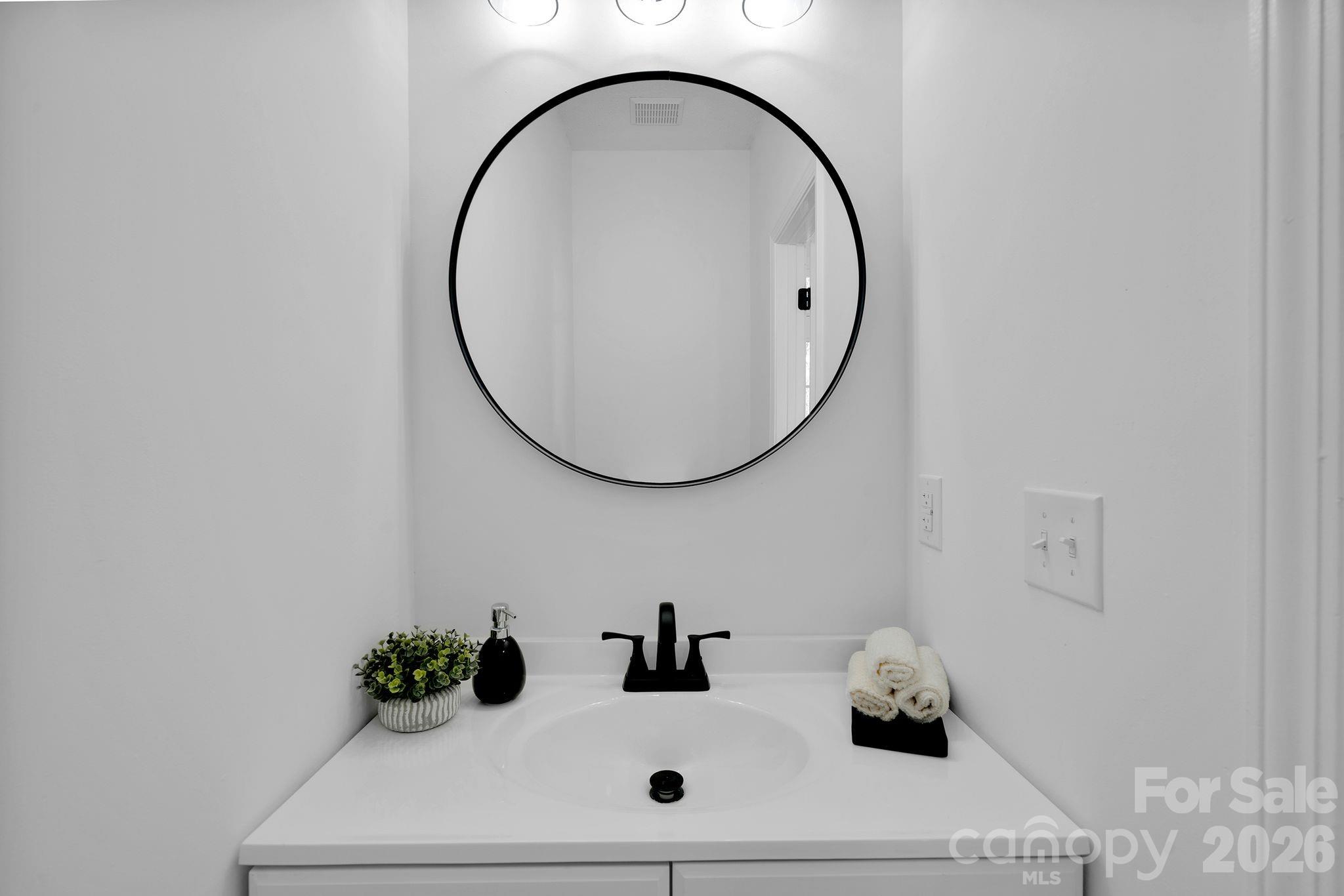 8131 Kings Creek Drive Charlotte NC 28273