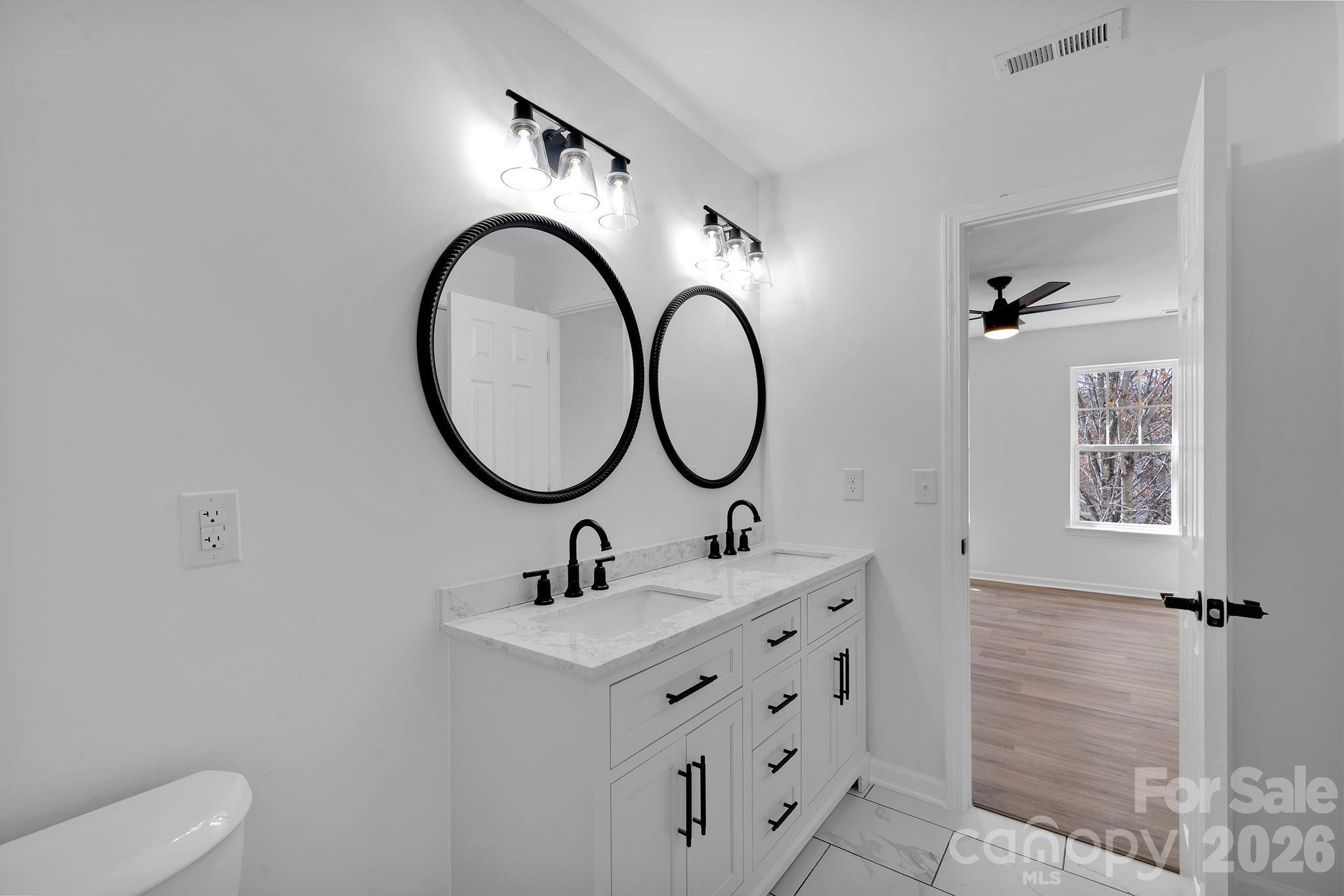 8131 Kings Creek Drive Charlotte NC 28273