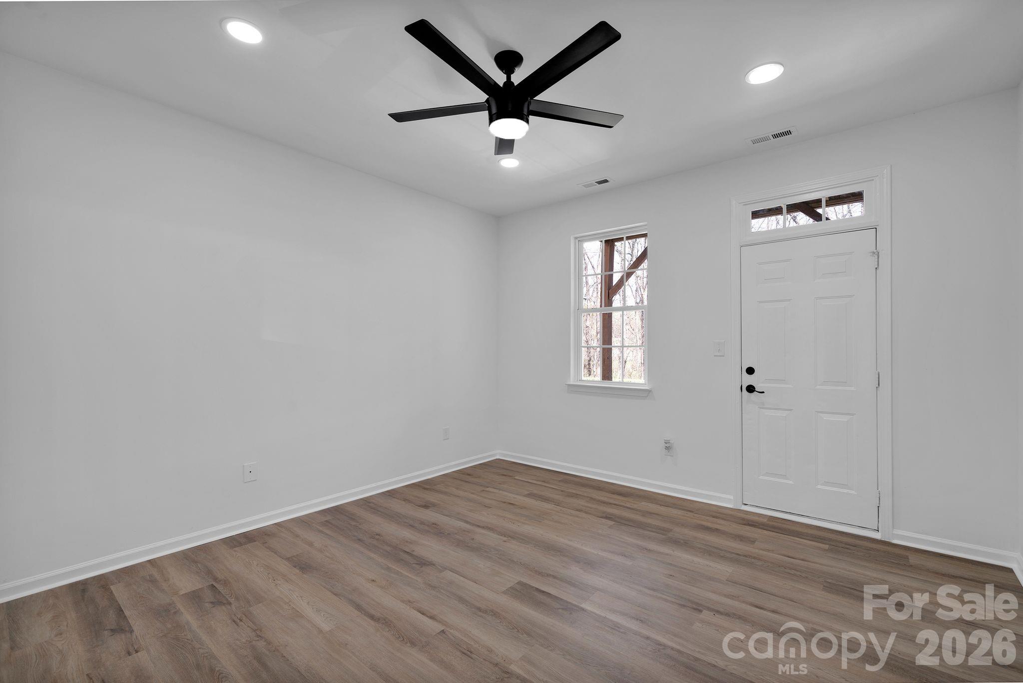 8131 Kings Creek Drive Charlotte NC 28273