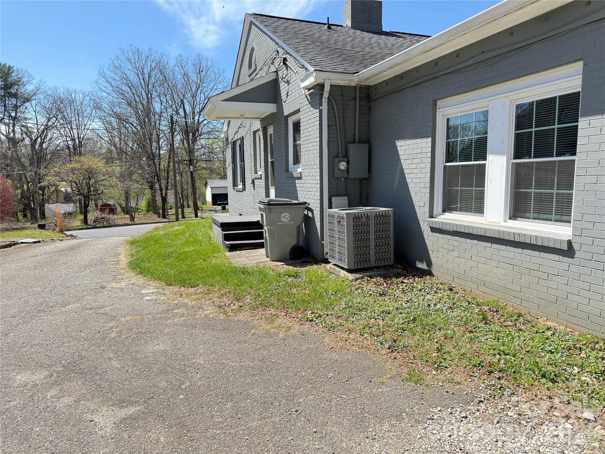 316 Sharon Avenue NW Lenoir NC 28645