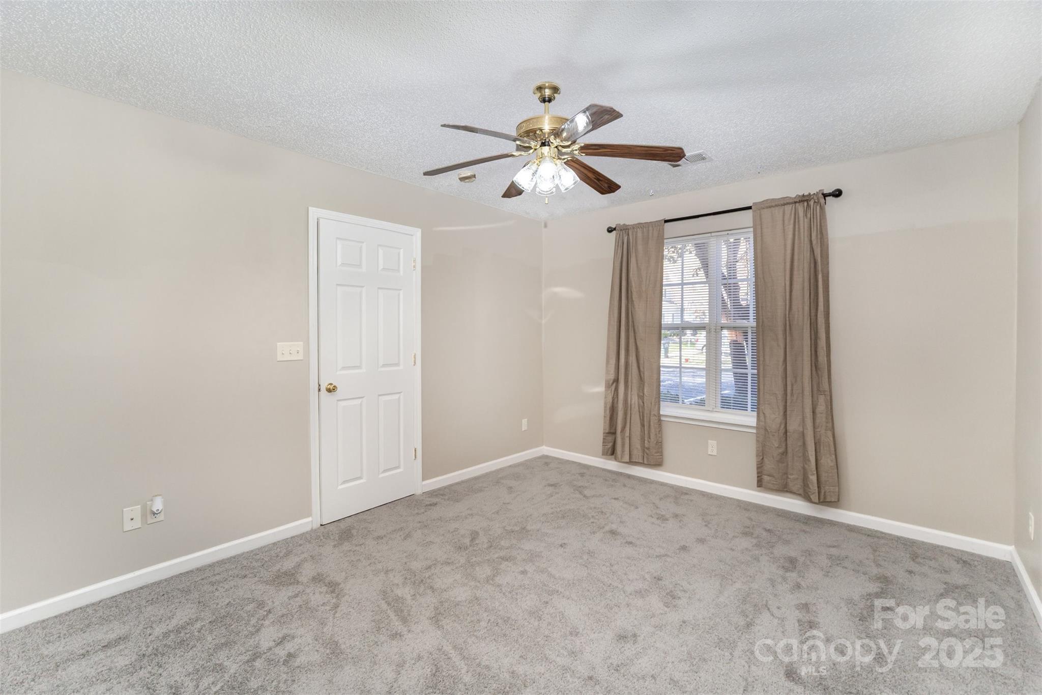 8230 Rudolph Road Charlotte NC 28216