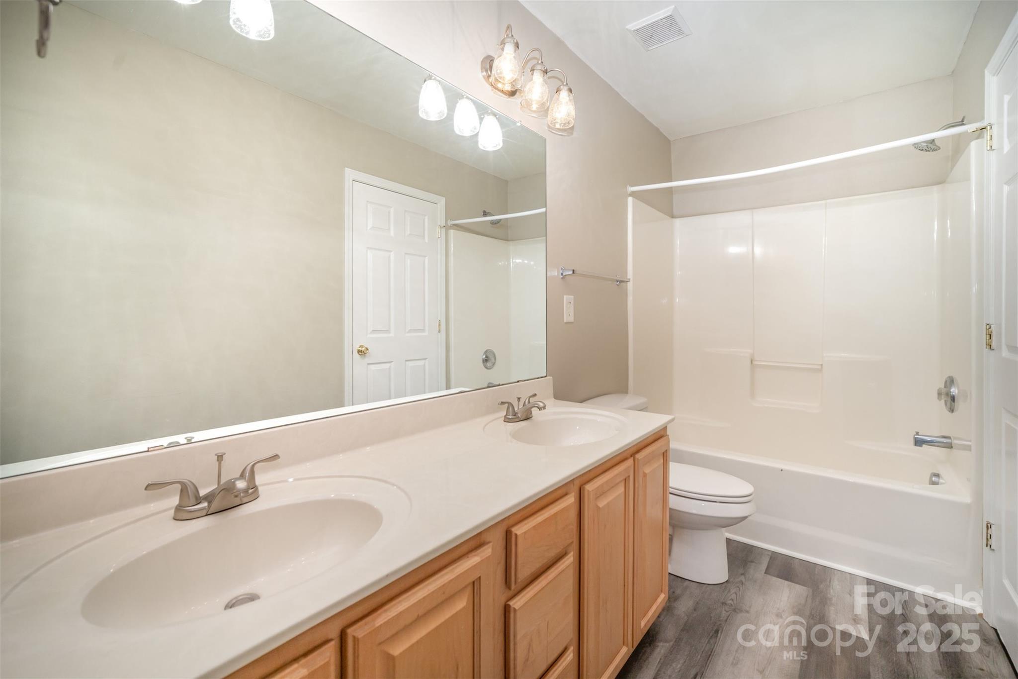 8230 Rudolph Road Charlotte NC 28216