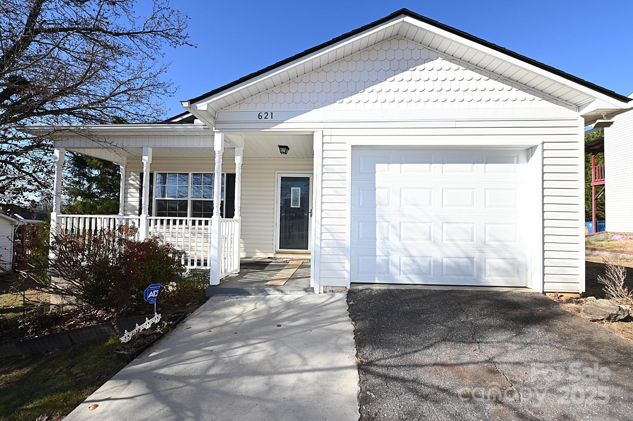 621 23rd Street NW Hickory NC 28601