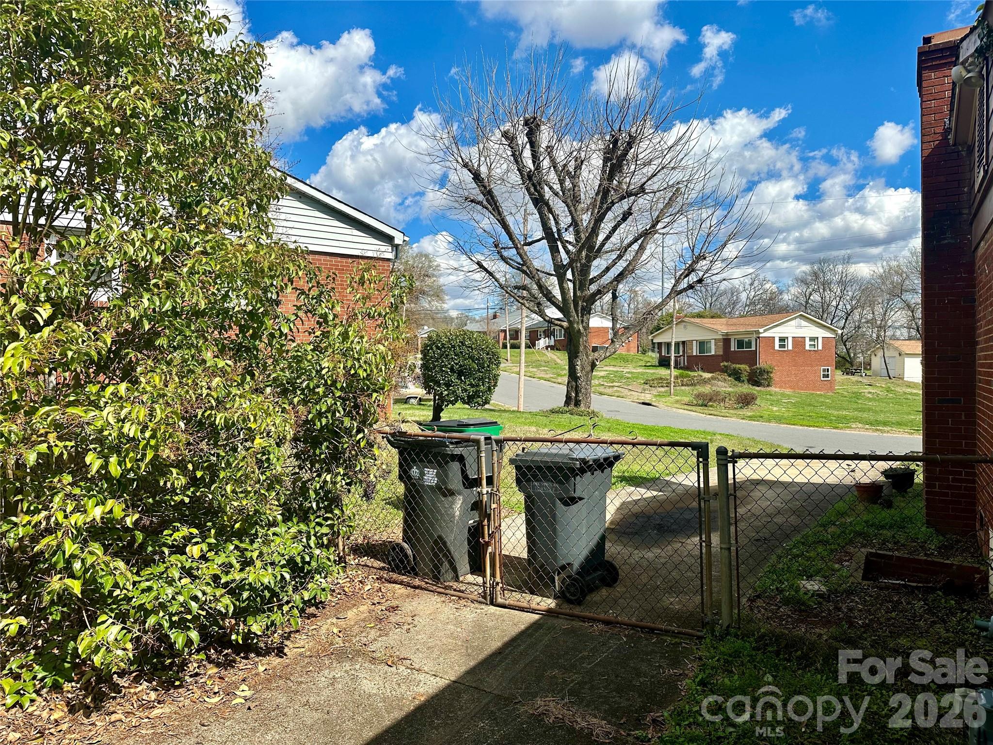 1435 Dean Street Charlotte NC 28216