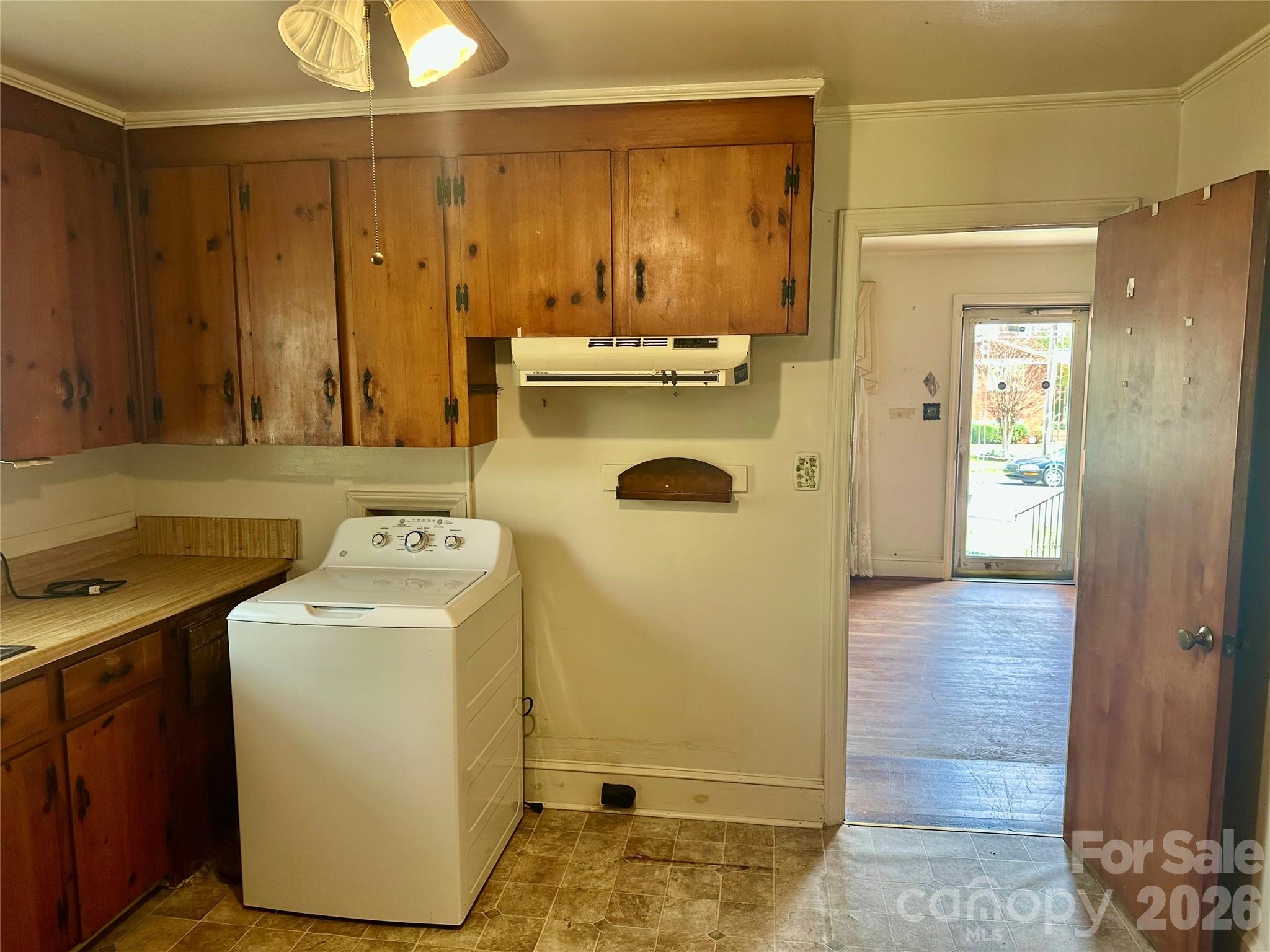 1435 Dean Street Charlotte NC 28216