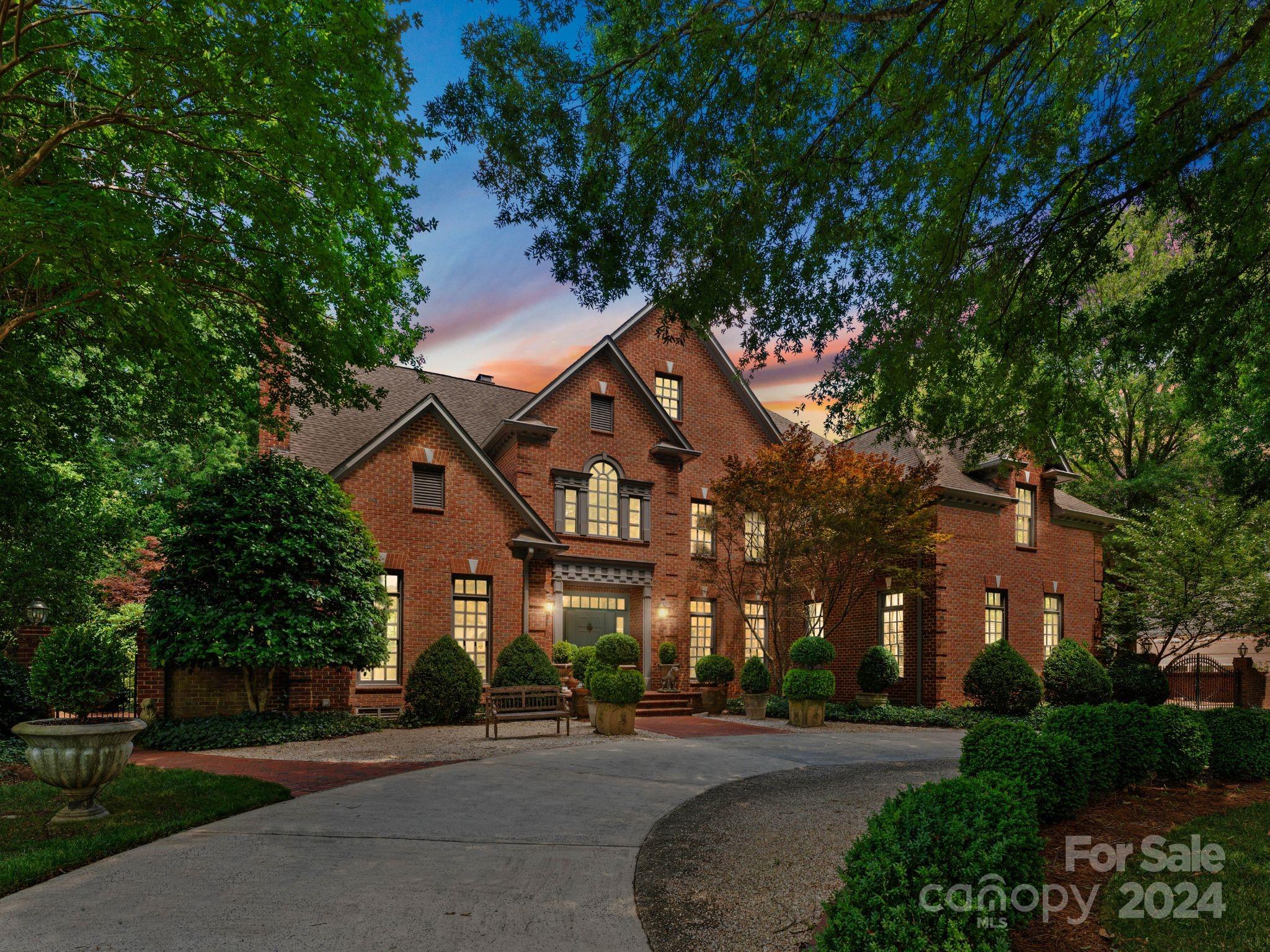 4401 Cameron Oaks Drive Charlotte NC 28211