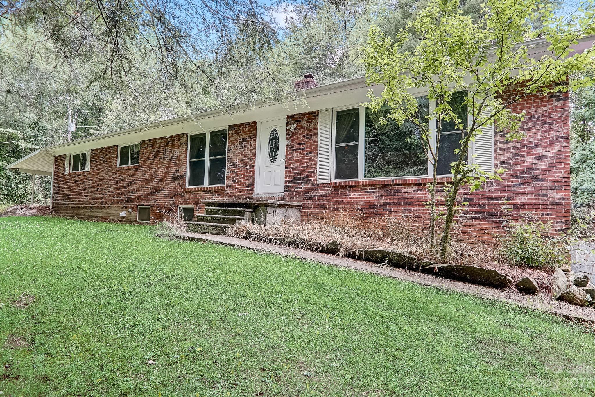 2338 New Leicester Highway Asheville NC 28806