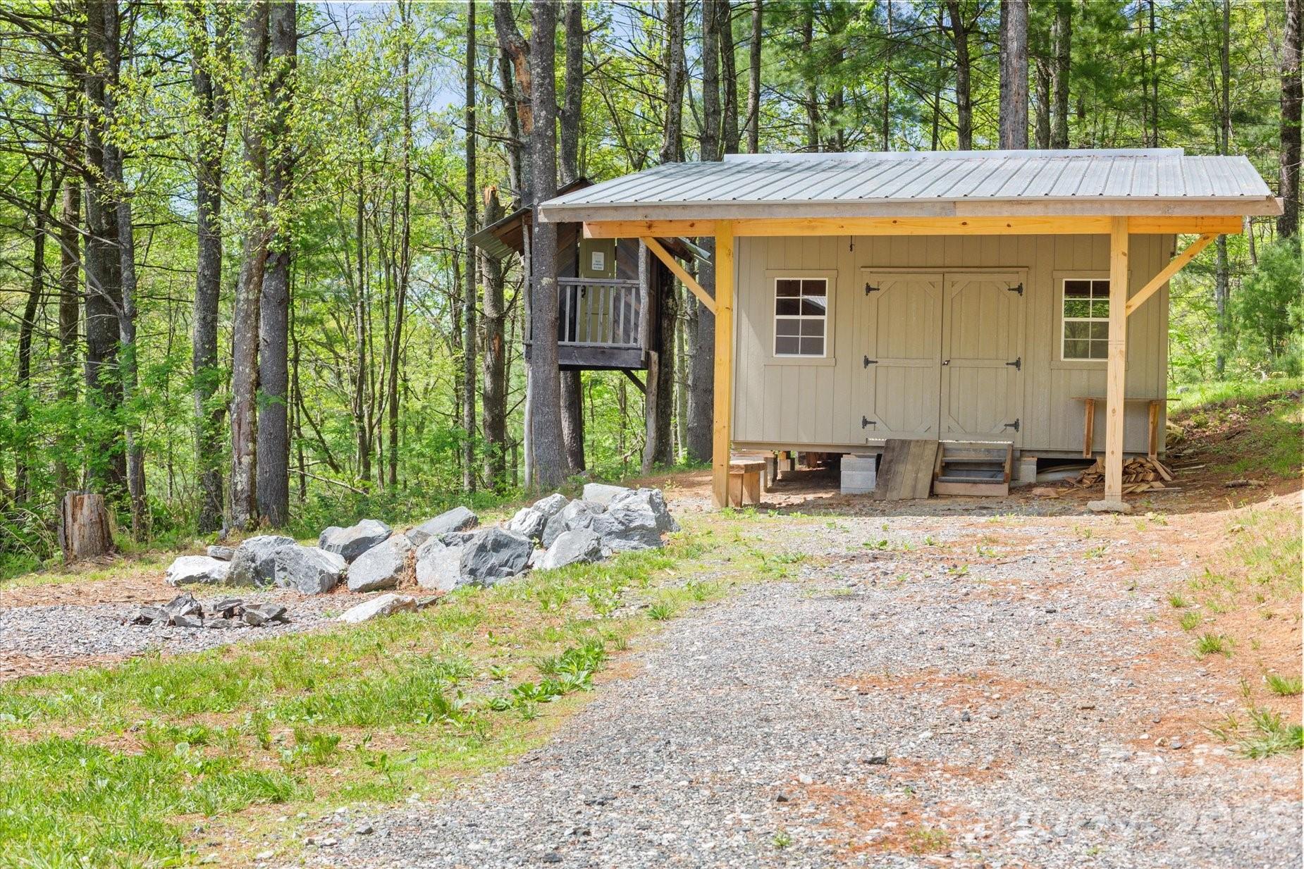 3151 Lumptown Road Marshall NC 28753