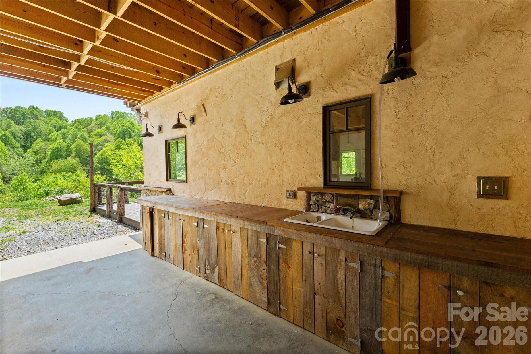 3151 Lumptown Road Marshall NC 28753