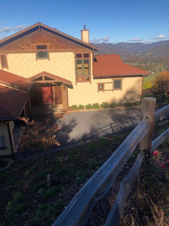 29 Morning Mist Lane Waynesville NC 28785