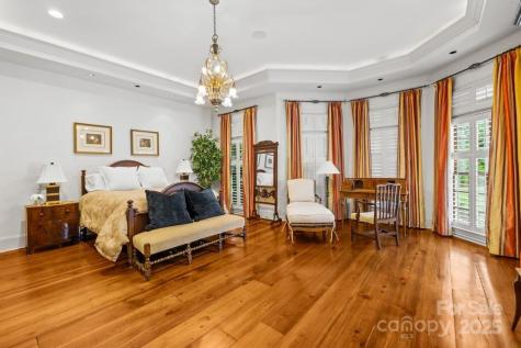 4523 Fox Brook Lane Charlotte NC 28211