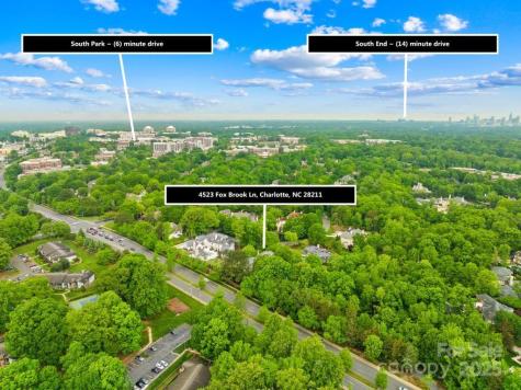4523 Fox Brook Lane Charlotte NC 28211