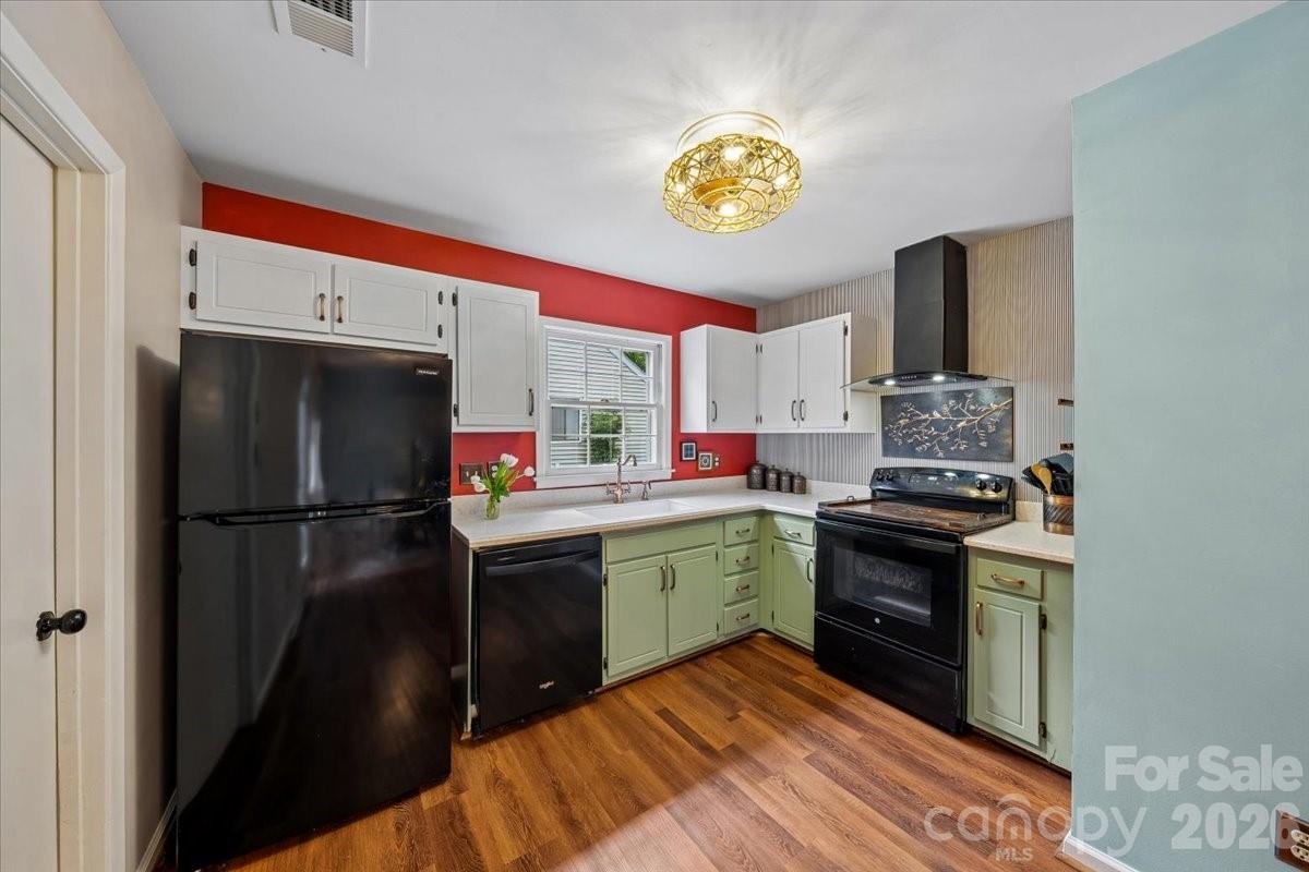 1005 Pinafore Drive Charlotte NC 28212