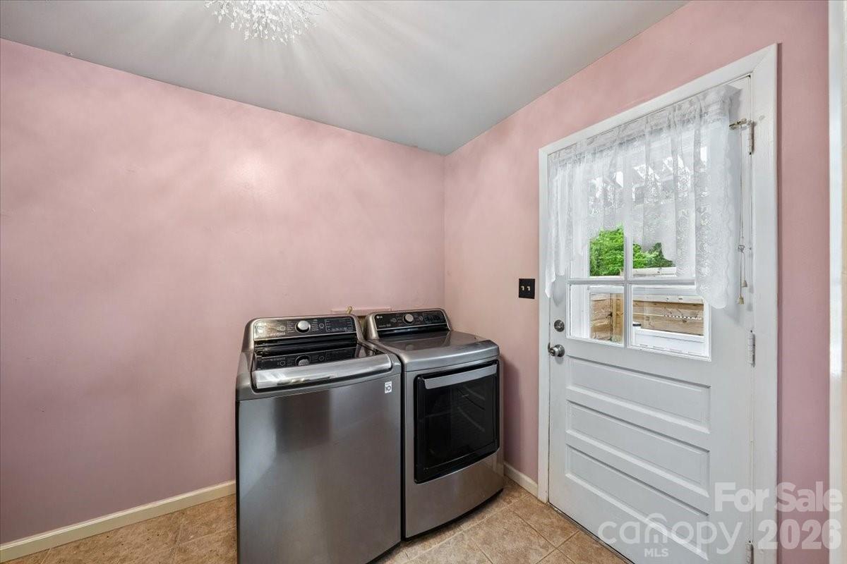 1005 Pinafore Drive Charlotte NC 28212