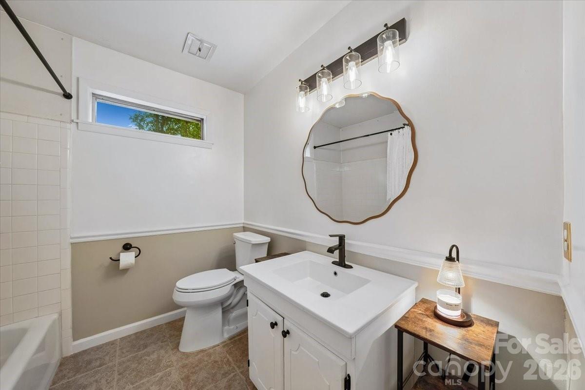 1005 Pinafore Drive Charlotte NC 28212