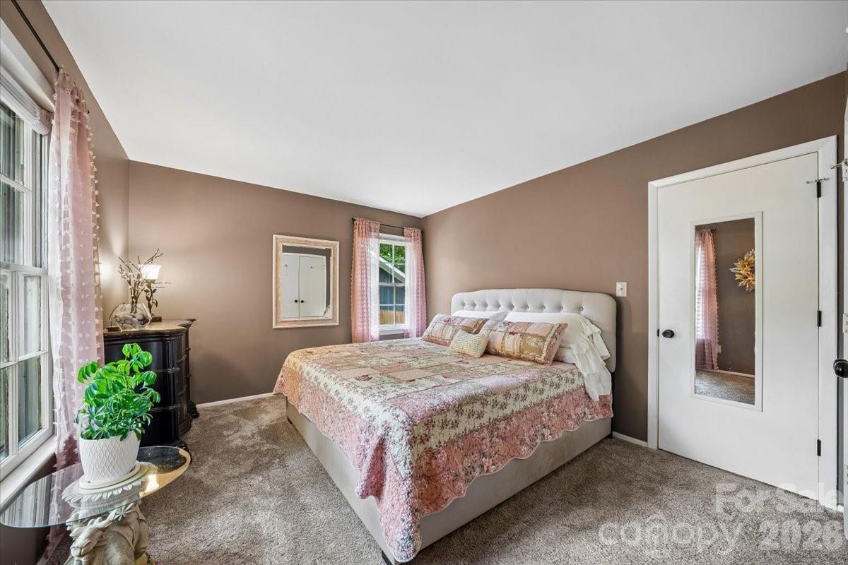 1005 Pinafore Drive Charlotte NC 28212