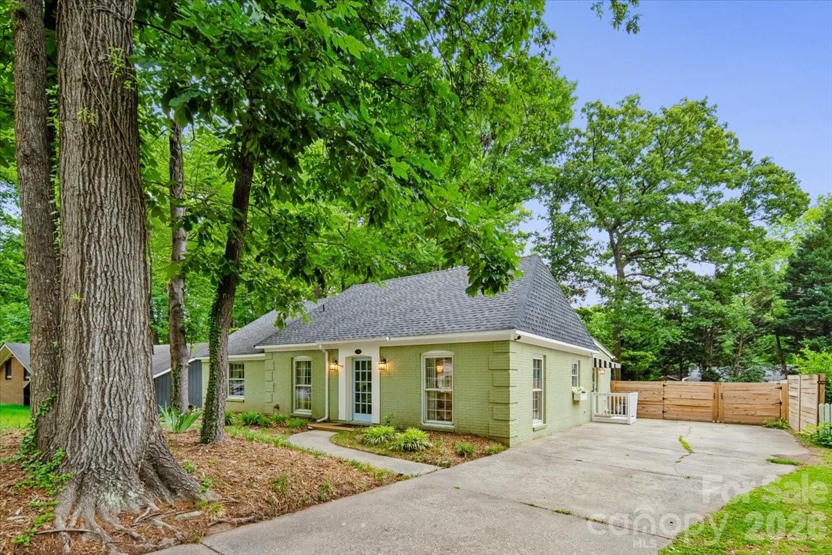 1005 Pinafore Drive Charlotte NC 28212