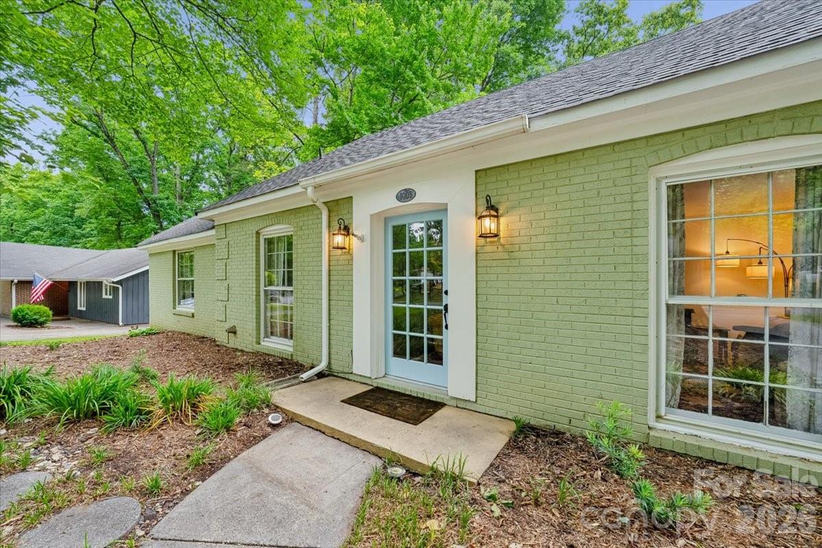 1005 Pinafore Drive Charlotte NC 28212