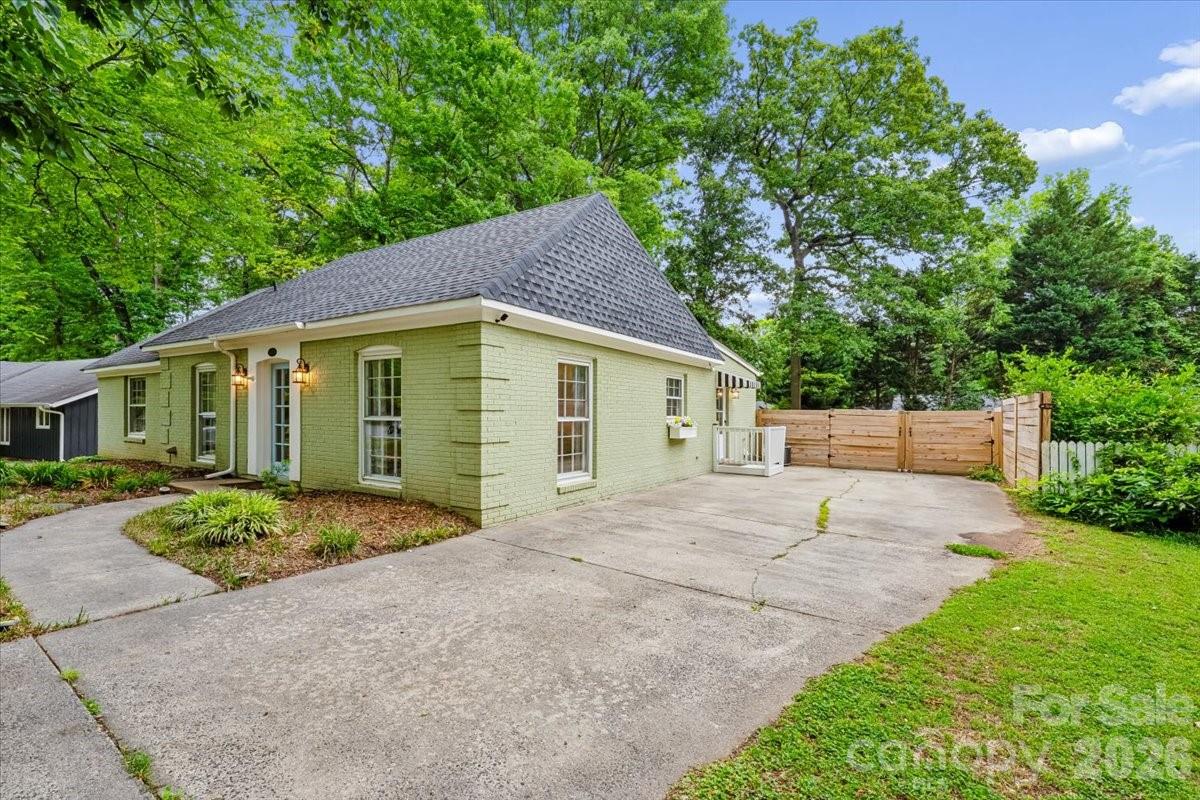 1005 Pinafore Drive Charlotte NC 28212