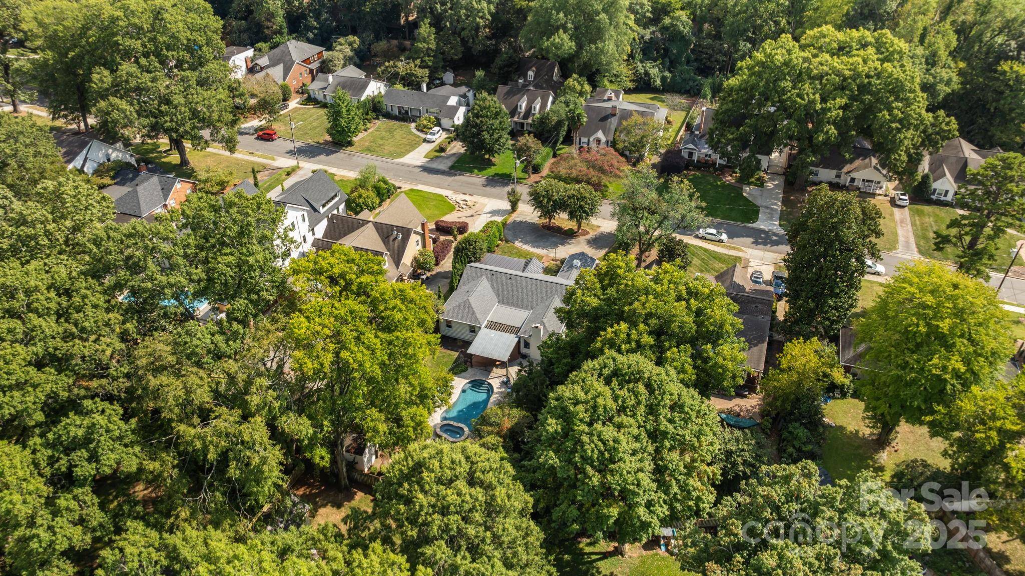 2209 Hassell Place Charlotte NC 28209