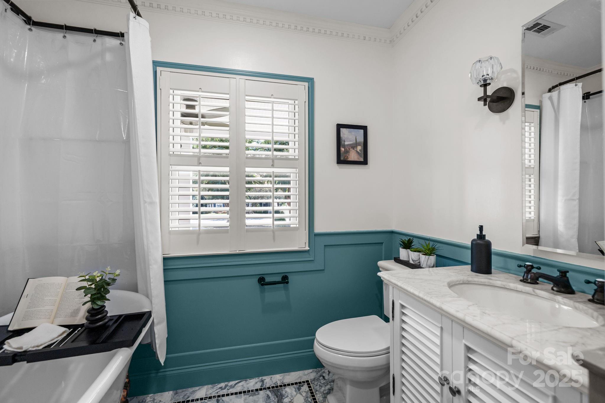 2209 Hassell Place Charlotte NC 28209