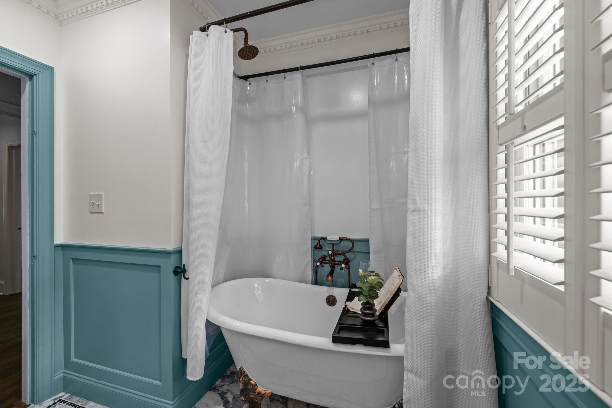2209 Hassell Place Charlotte NC 28209
