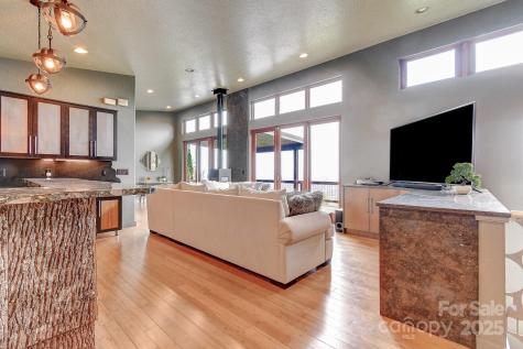 128 Leisure Mountain Road Asheville NC 28804