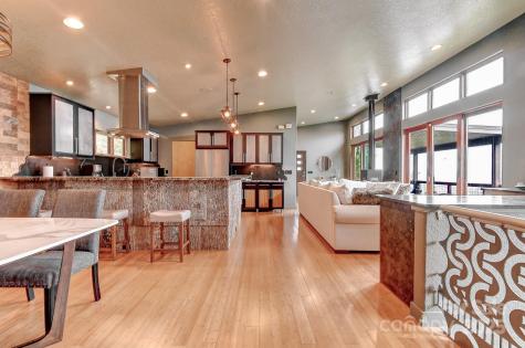 128 Leisure Mountain Road Asheville NC 28804