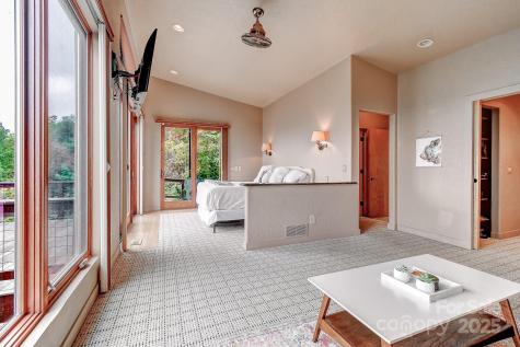 128 Leisure Mountain Road Asheville NC 28804