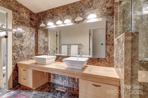 128 Leisure Mountain Road Asheville NC 28804