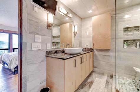 128 Leisure Mountain Road Asheville NC 28804