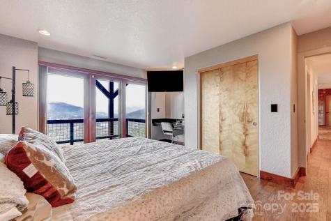 128 Leisure Mountain Road Asheville NC 28804