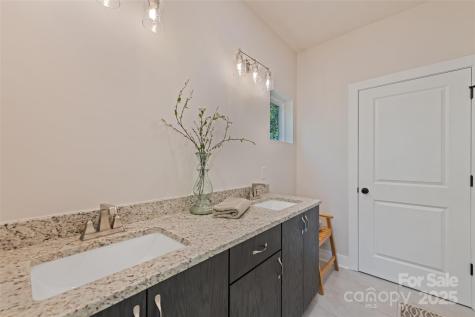 1807 Fisher Creek Road Sylva NC 28779