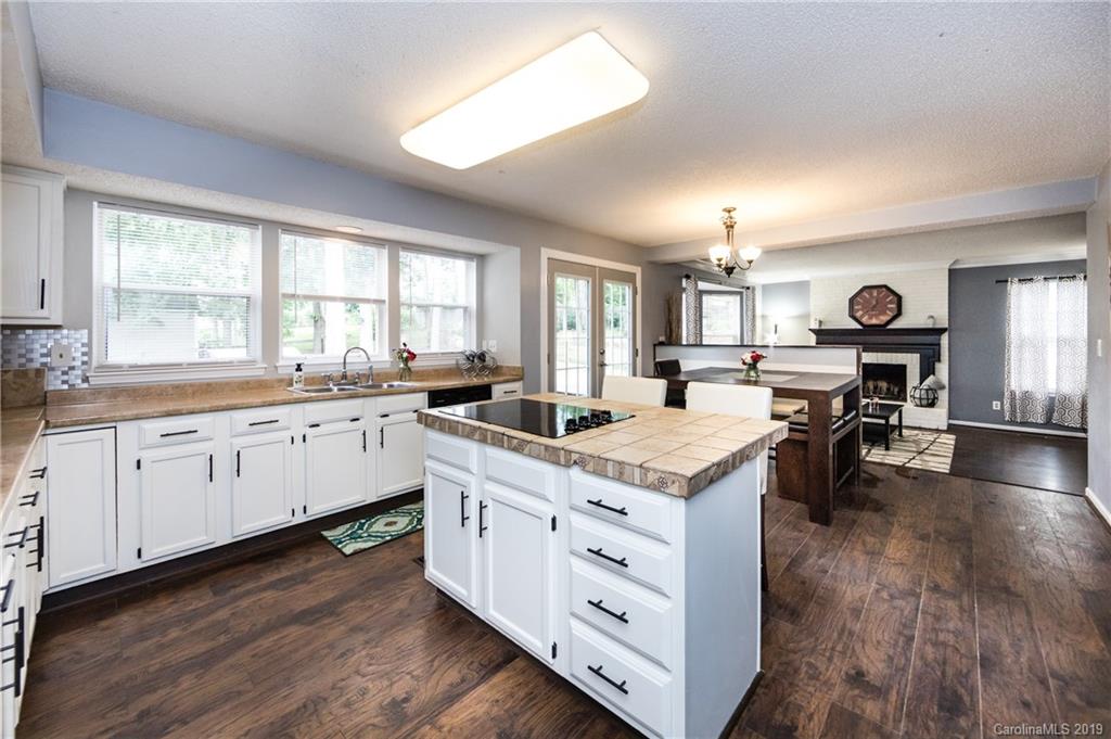 2641 Whisper Ridge Lane Matthews NC 28105