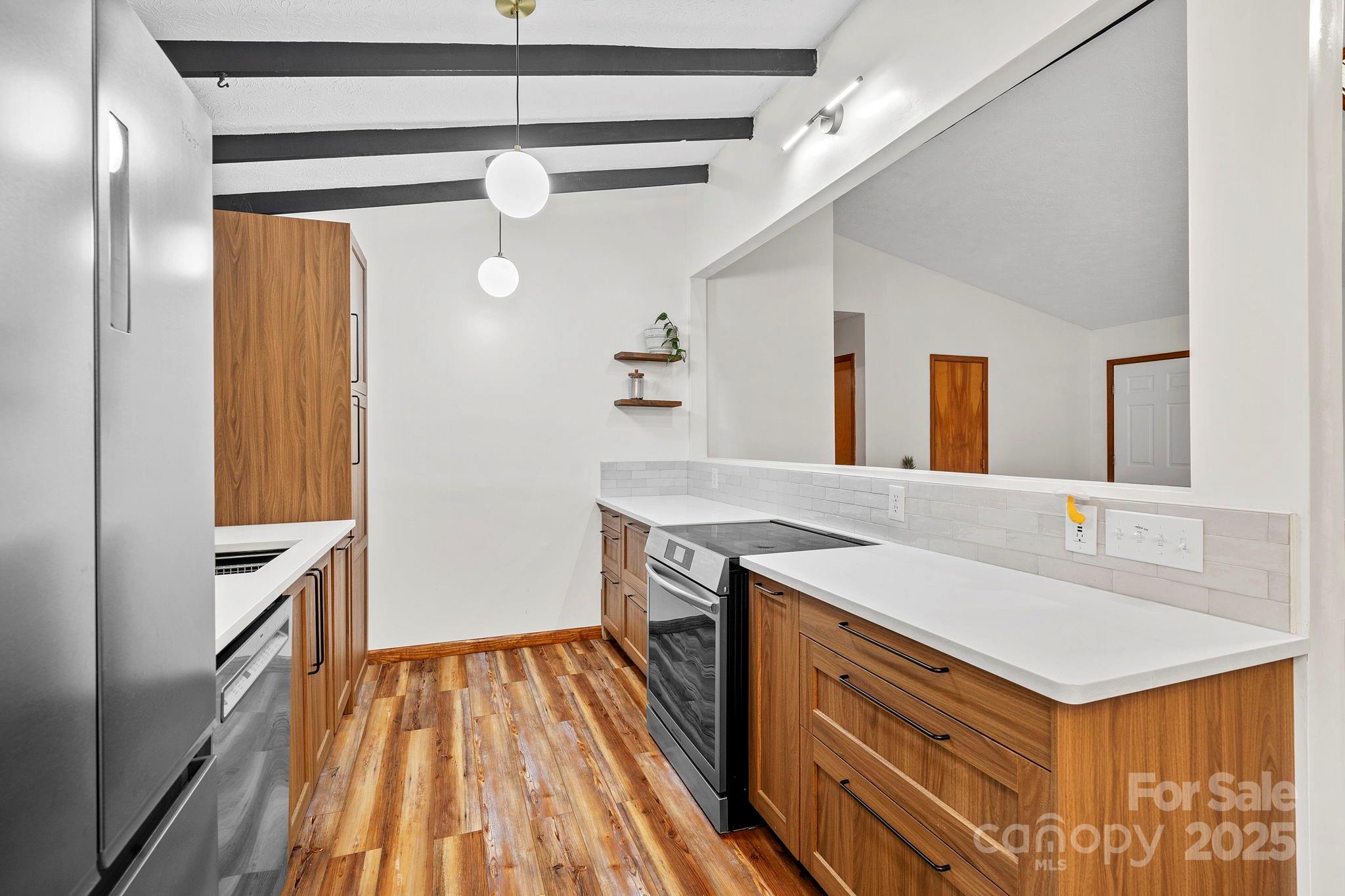 39 Spooks Branch Extension Asheville NC 28804