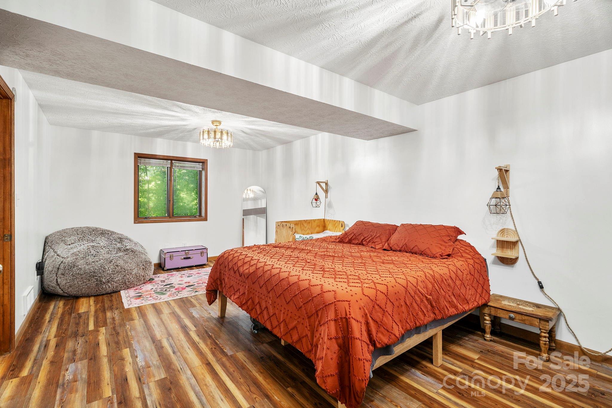 39 Spooks Branch Extension Asheville NC 28804