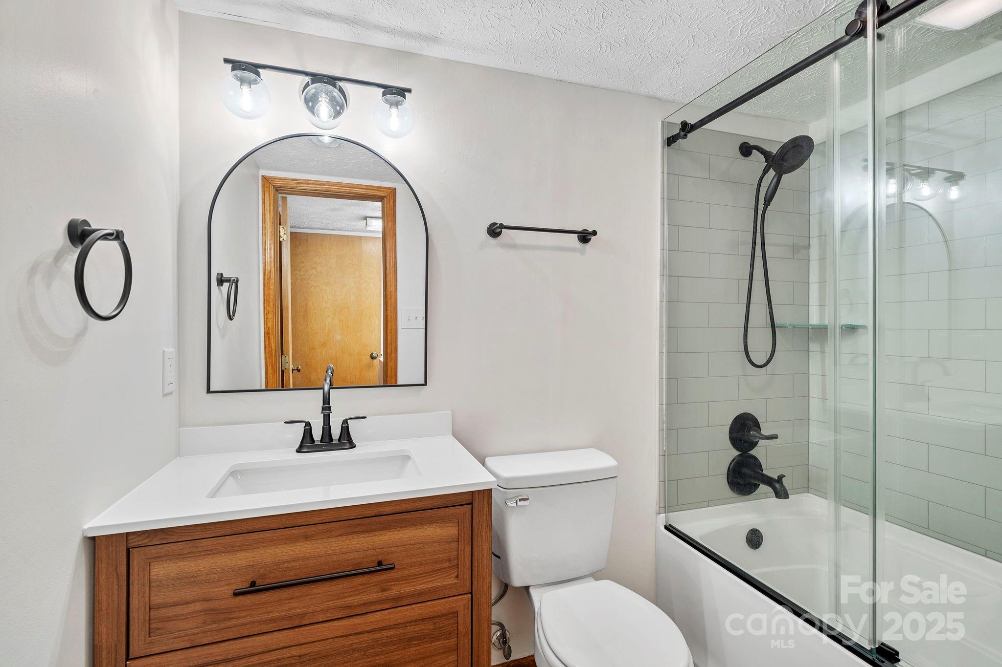 39 Spooks Branch Extension Asheville NC 28804