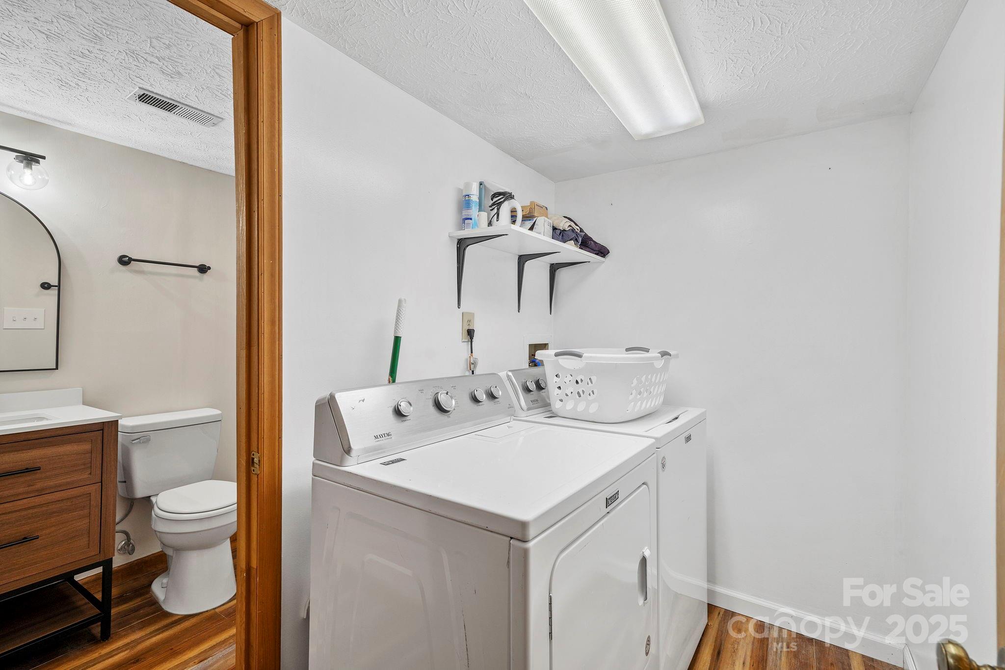 39 Spooks Branch Extension Asheville NC 28804