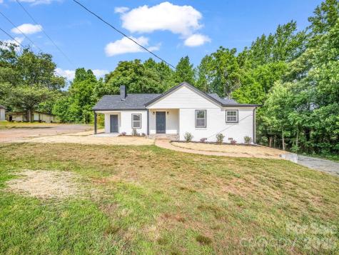 221 New Hampshire Street Spindale NC 28160