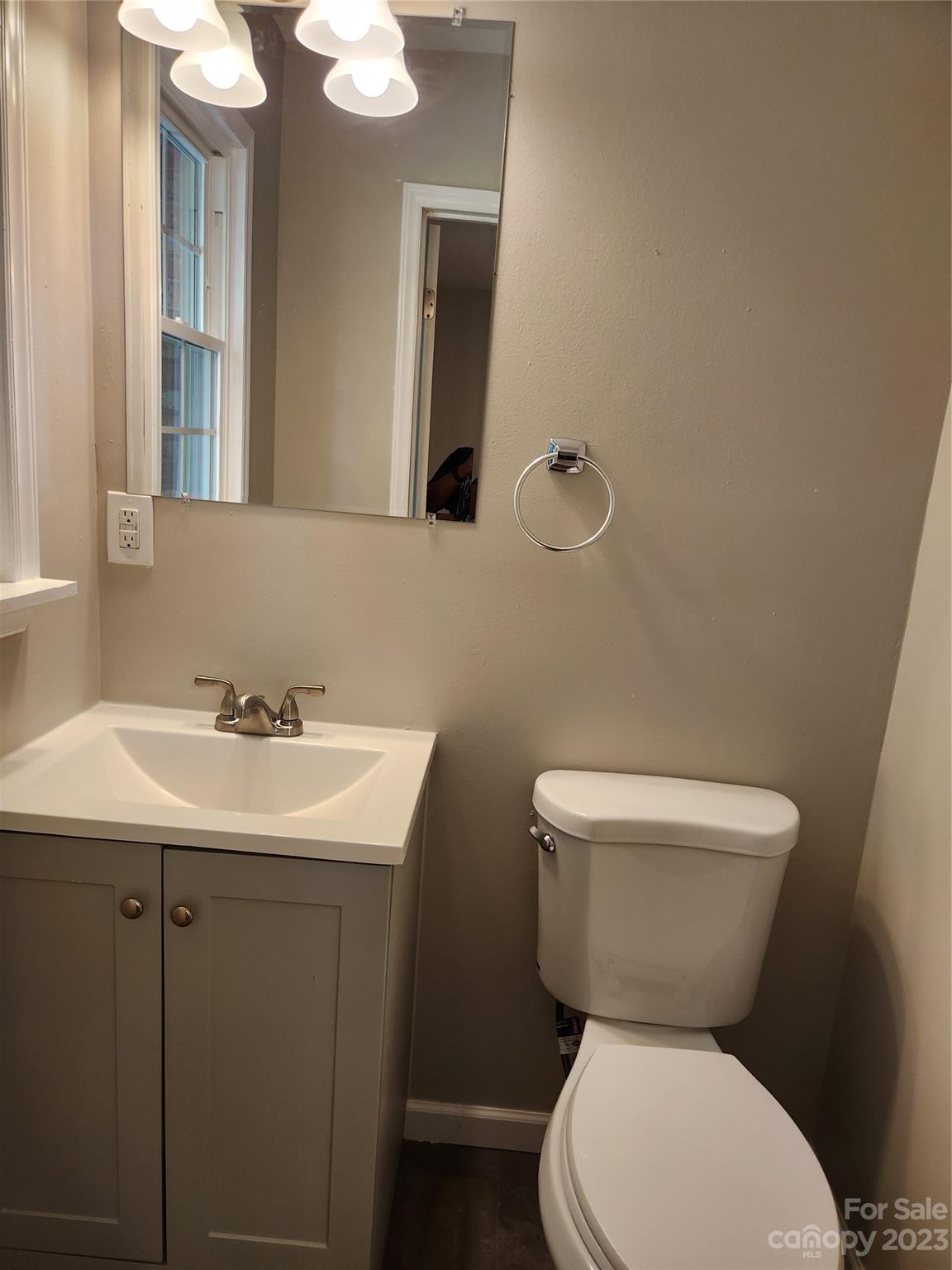1801 Pondella Drive Charlotte NC 28213
