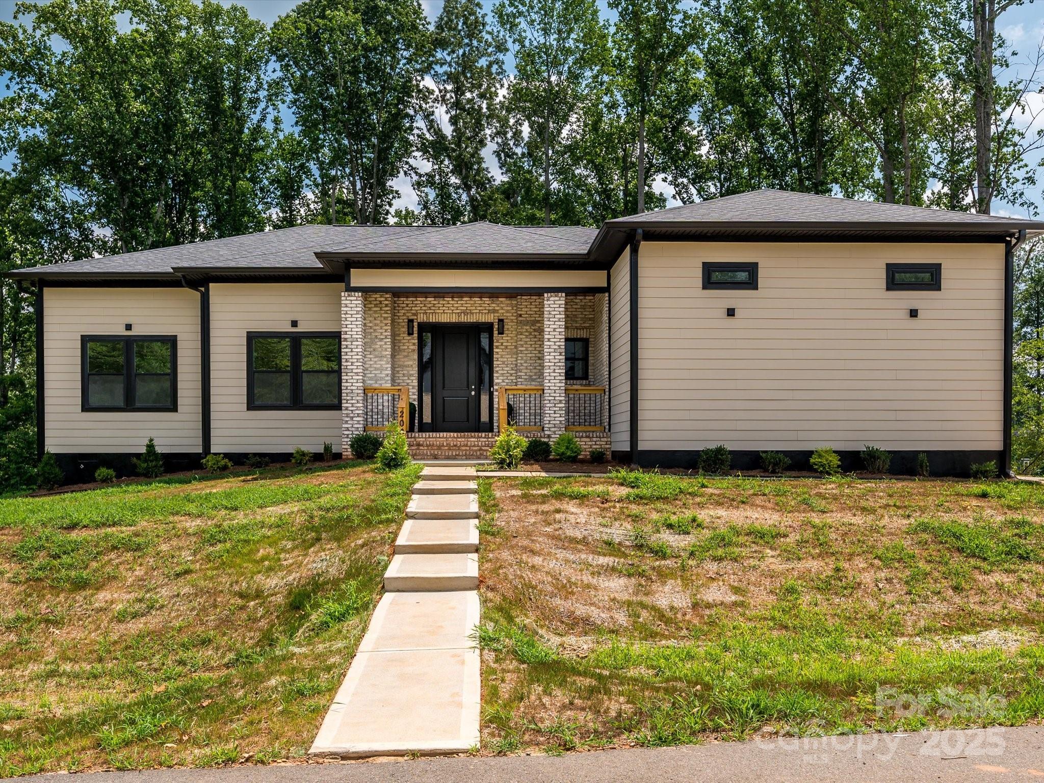 2004 Plain Field Drive Bessemer City NC 28016