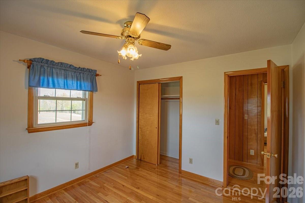 3556 White Plains Road Roaring River NC 28669