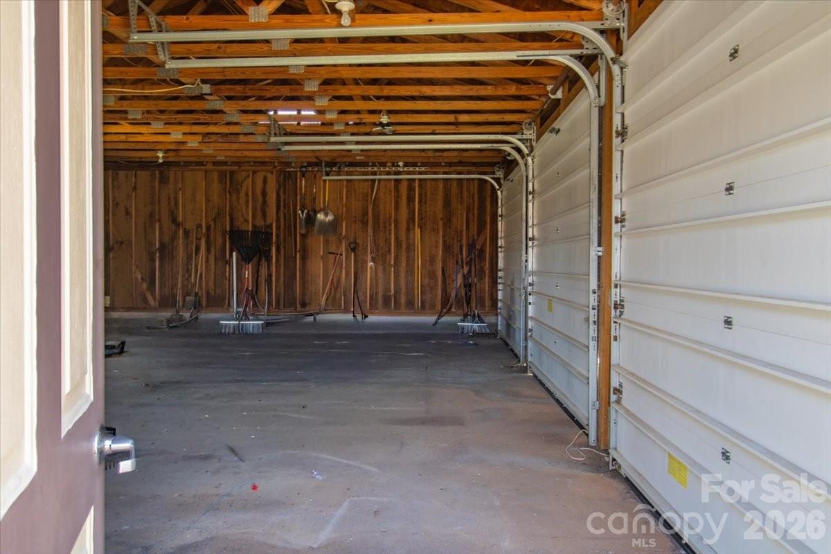 3556 White Plains Road Roaring River NC 28669
