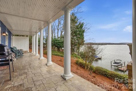 18212 Tayport Drive Charlotte NC 28278