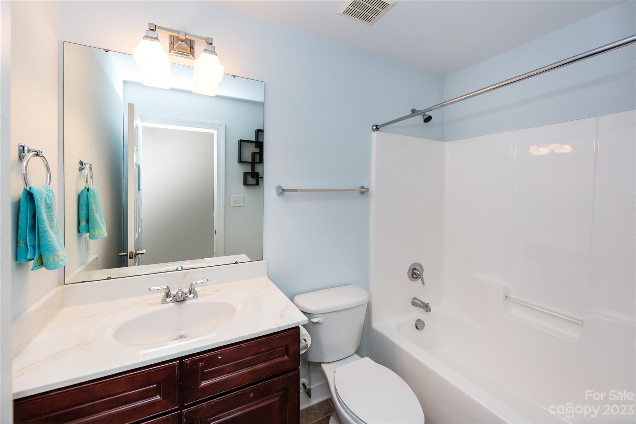 9318 Tenby Lane Matthews NC 28104